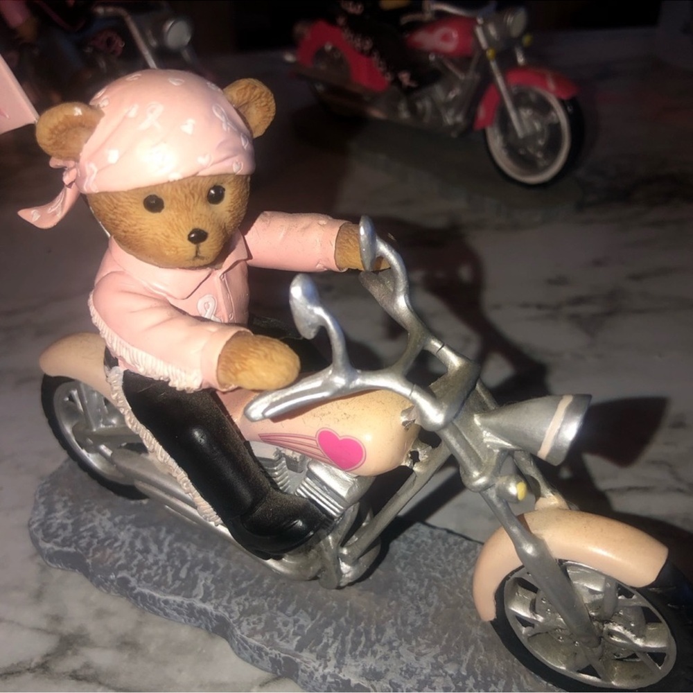 Faithful Fuzzies 'Headed for a Cure' Sculpture